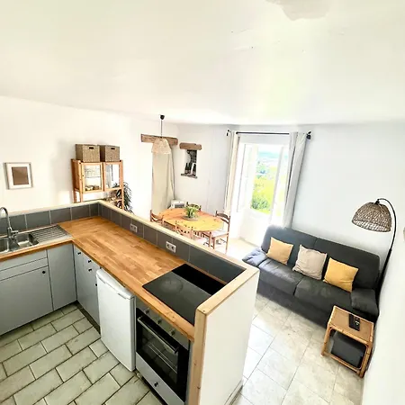 Maison Du Vigneron Apartment *