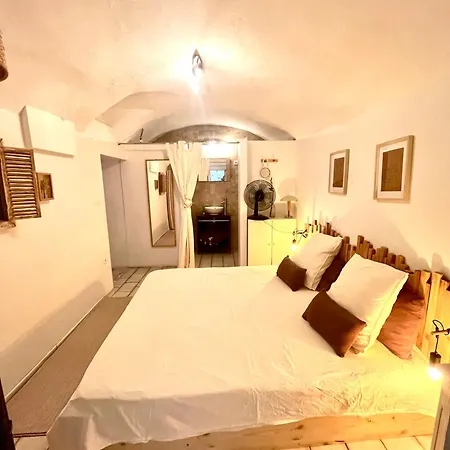 アパート Maison Du Vigneron Vézénobres